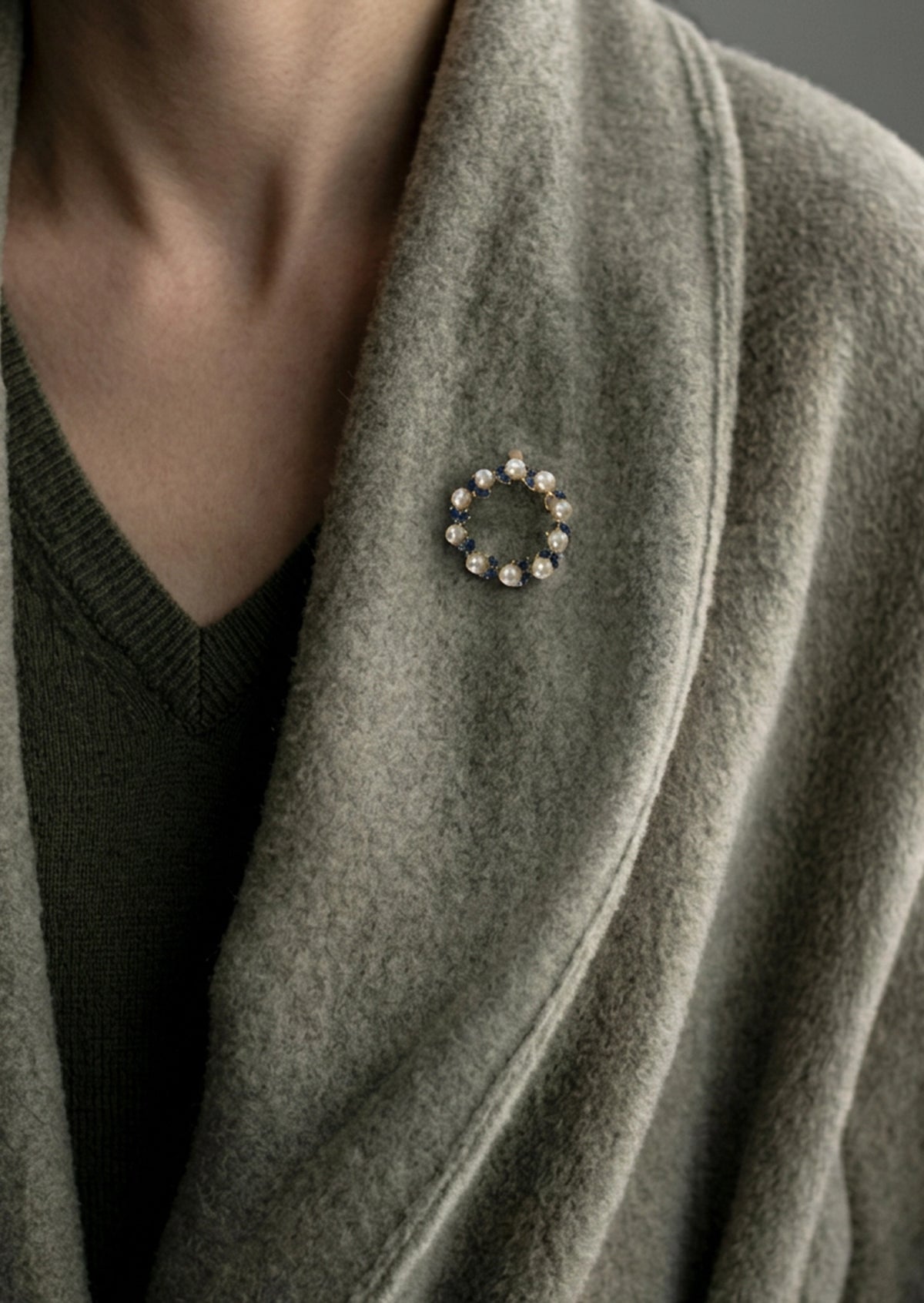 Sapphire + Pearl Brooch