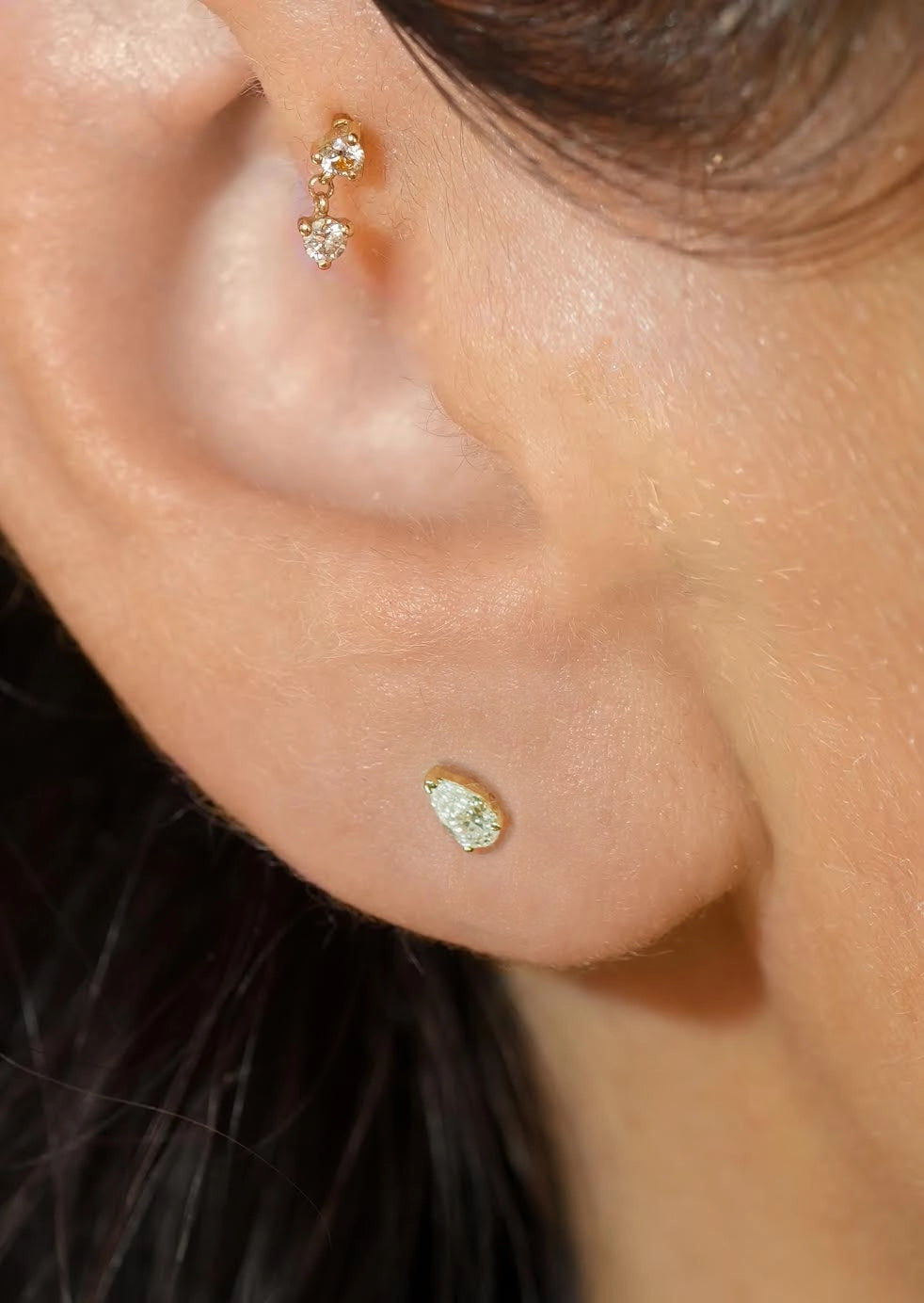 Mini Pear Diamond Threaded Flat Back Earring | Single