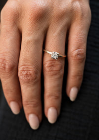 Fleur Solitaire Ring