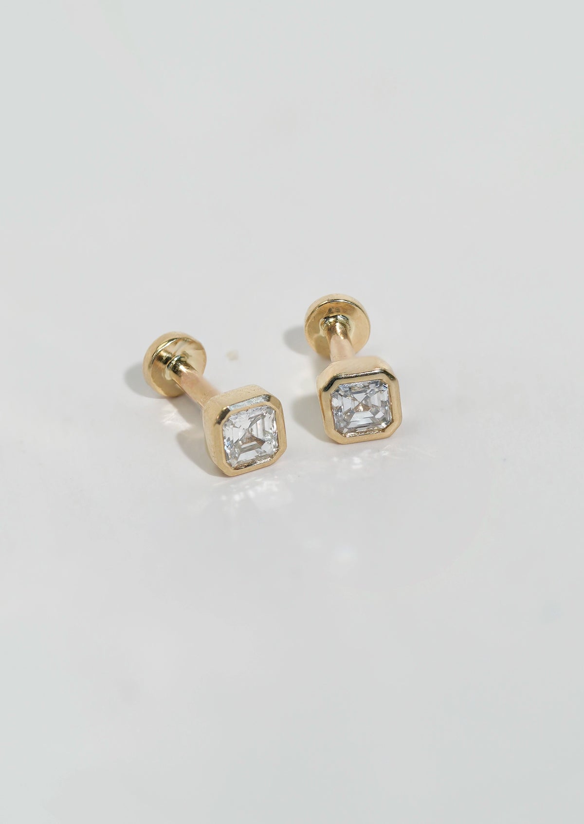 Asscher Diamond Threaded Flat Back Earring | Single