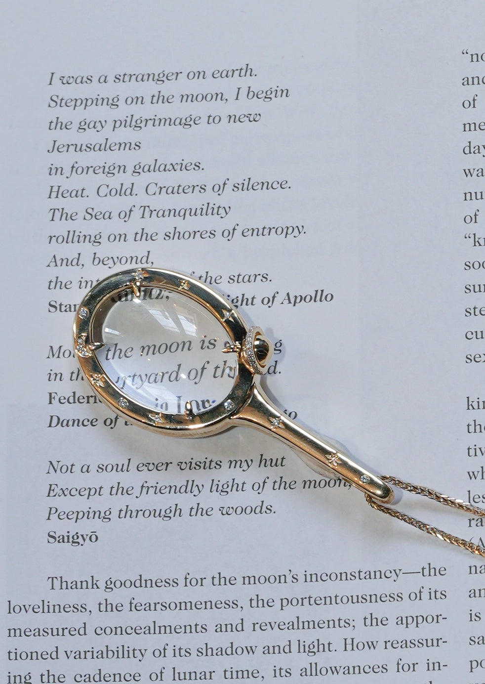 Cosmo Magnifying Glass Pendant