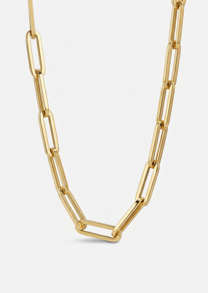 Solid Staple Necklace